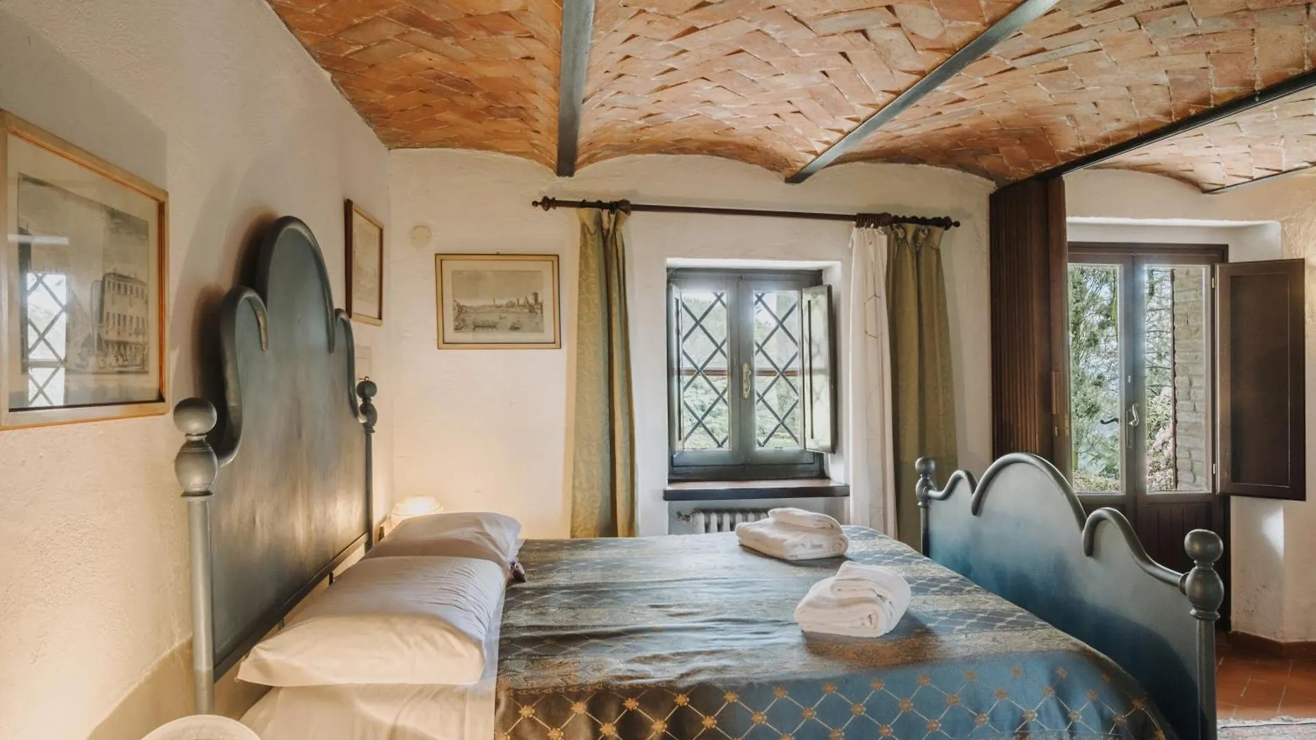 Casali San Gimignano By Mmega Villa Libbiano Italy
