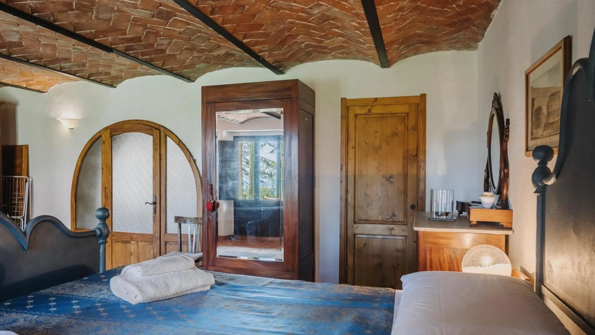 Casali San Gimignano By Mmega Villa Libbiano Italy