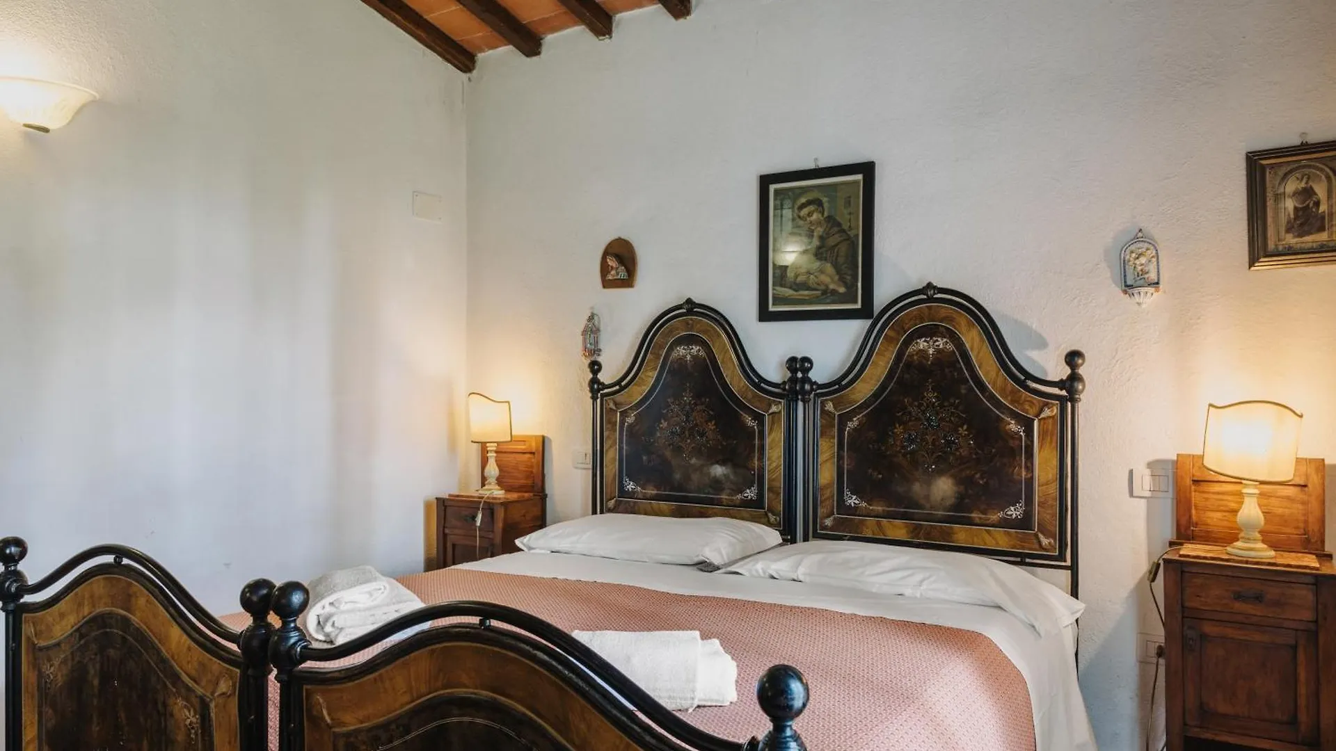 Casali San Gimignano By Mmega Villa Libbiano Italy